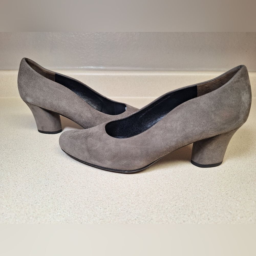 Paul Green Tan Block Heel Pumps